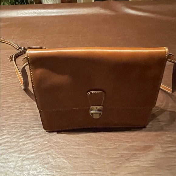 Patricia Nash Tan Crossbody Bag - Picture 6 of 6